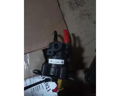 Bendix MV-3 944 Air Brake Valves
