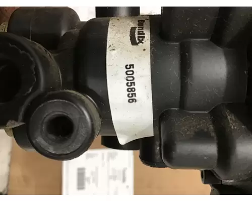 Bendix MV-3 Valve, Air Brake