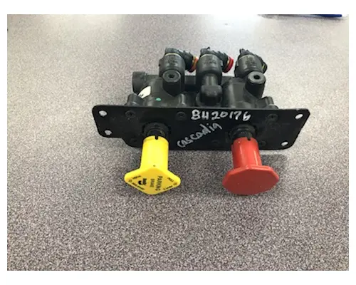 Trailer Bendix MV3 Dash Control Valve Stateline Truck Parts And Recycling Inc