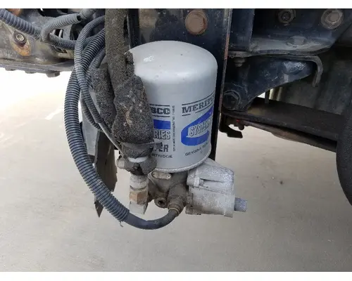 Air Dryer BENDIX SYSTEM SAVER 1200 Tim Jordan's Truck Parts, Inc.