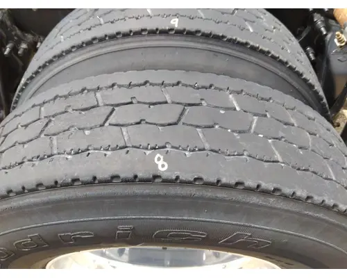 Tires BF GOODRICH 275/80R22.5 LKQ Thompson Motors - Wykoff