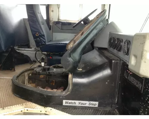 Blue Bird A3FE Interior Doghouse