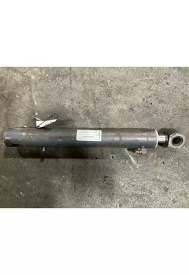 Bobcat 325 Equip Hydraulic Cylinder