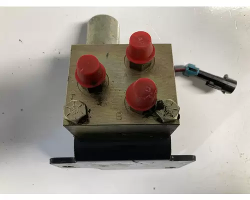 Bobcat 753 Equip Hydraulic Valve