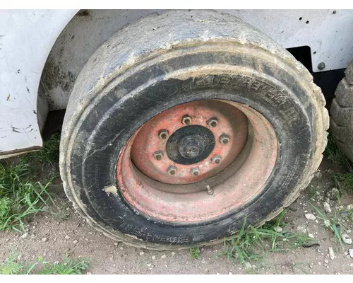 Bobcat 753 Equip Tire and Rim