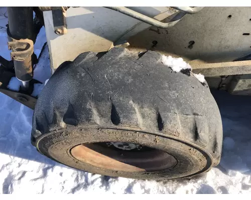 Bobcat 883 Equip Tire and Rim