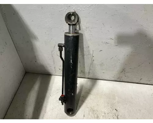 Bobcat S220 Equip Hydraulic Cylinder