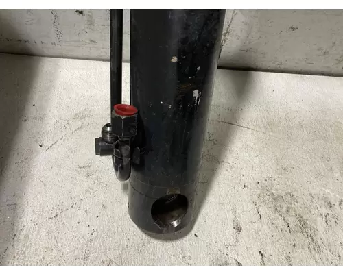 Bobcat S220 Equip Hydraulic Cylinder