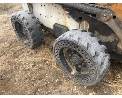 Bobcat S220 Equip Tire and Rim