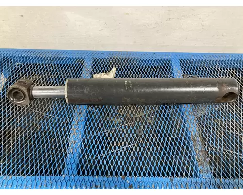 Bobcat S630 Equip Hydraulic Cylinder