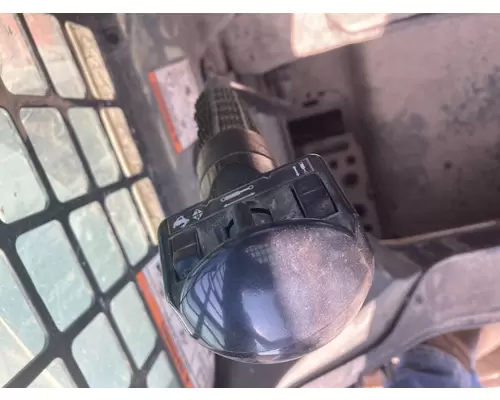 Bobcat S650 Equip Controls