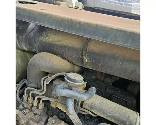 Bobcat S650 Equip Exhaust