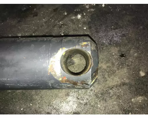 Bobcat S650 Equip Hydraulic Cylinder