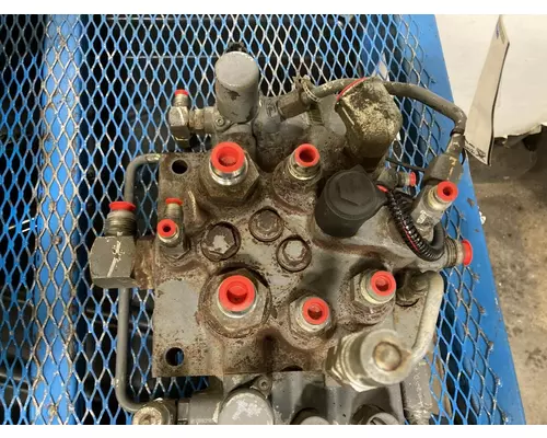 Bobcat S650 Equip Hydraulic Valve