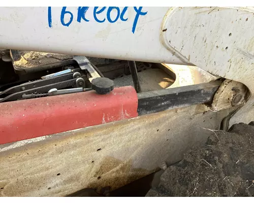 Bobcat S650 Equip Linkage