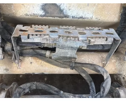 Bobcat S650 Equip Step