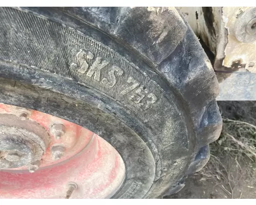 Bobcat S650 Equip Tire and Rim