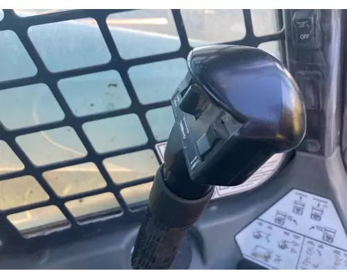 Bobcat S770 Equip Controls