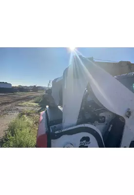 Bobcat S770 Equip Linkage