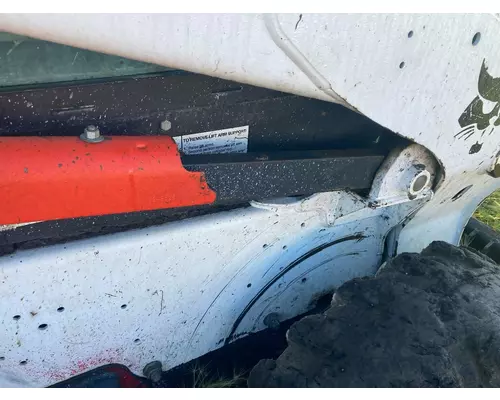 Bobcat S770 Equip Linkage