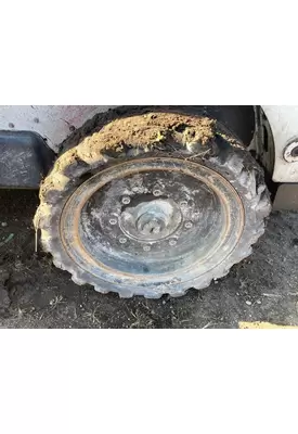 Bobcat S770 Equip Tire and Rim