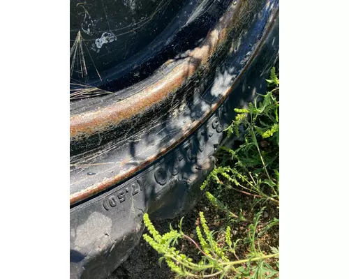 Bobcat S770 Equip Tire and Rim