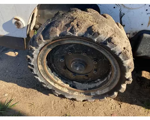 Bobcat S770 Equip Tire and Rim