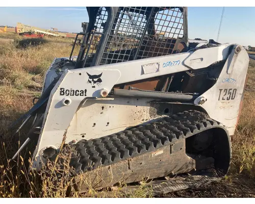 Bobcat T250 Equip Loader Arm