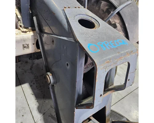 Bobcat V623 Equip Boom