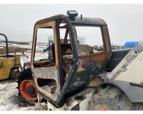 Bobcat V623 Equip Cab Assembly