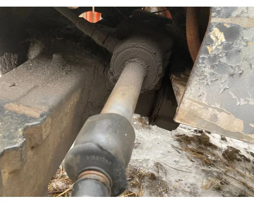 Bobcat V623 Equip Hydraulic Cylinder