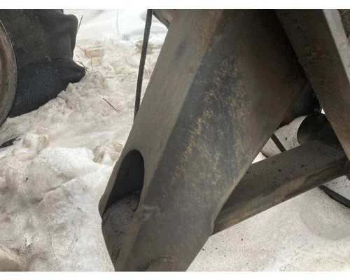 Bobcat V623 Equip Linkage
