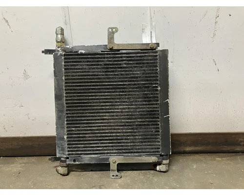 Bobcat V623 Equip Oil Cooler