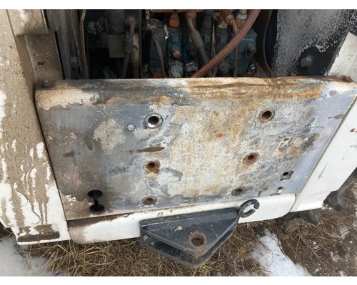 Bobcat V623 Equip Panel/Cover