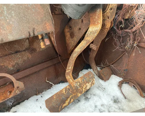 Bobcat V623 Equip Pedal