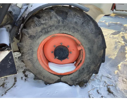 Bobcat V623 Equip Tire and Rim
