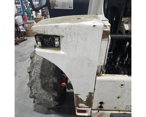 Bobcat V623 Equip Weight
