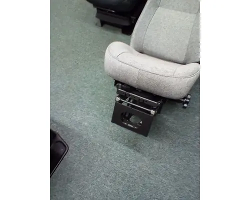 Bostrom T914 New Bostrom Mid Back Air Ride Seat
