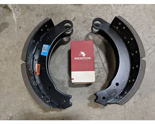 Brake Shoes BRAKE SHOE KIT  Frontier Truck Parts