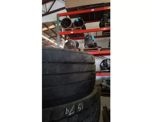 Bridgestone R213-11R22.5 Tires