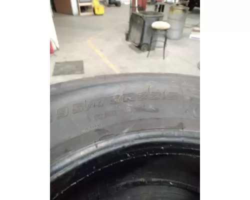 Bridgestone R213-295/75R22.5 Tires