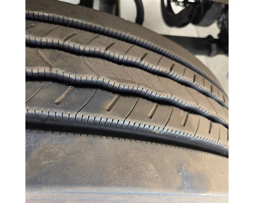 Bridgestone R268 Tires