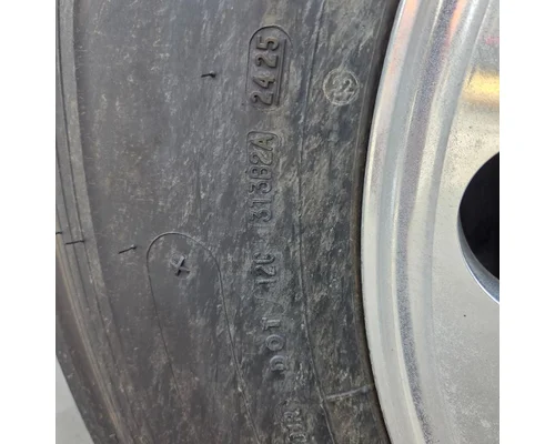Bridgestone R268 Tires