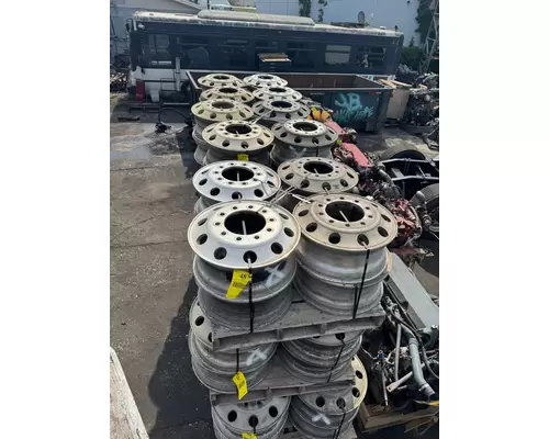 Tire And Rim BUDD 22.5 11R Usa Trade &amp; Exports Inc