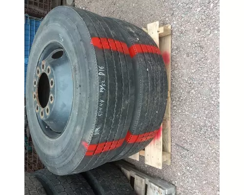 Tire And Rim BUDD 22.5 X 7.5 Quality Bus &amp; Truck Parts