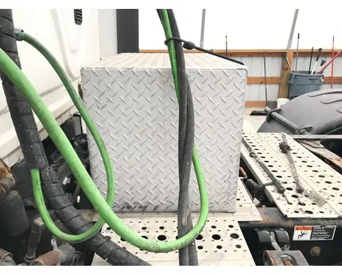 Tool Box Buyers 1701281 Vander Haags Inc Cb