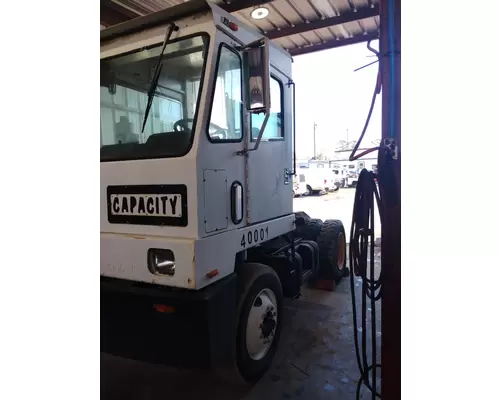 CAPACITY TJ5000 Cab