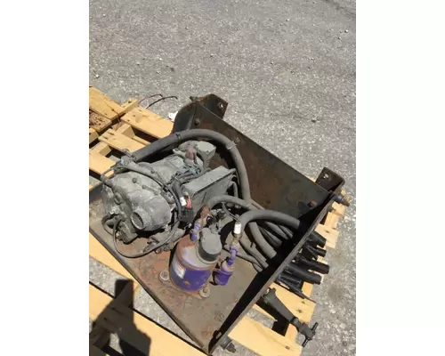 CARRIER COLUMBIA 120 AUXILIARY POWER UNIT