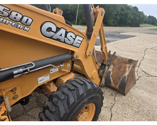CASE 580 SUPER N Equipment (Whole Vehicle)