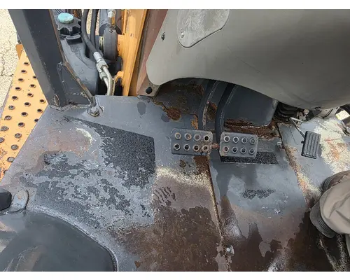 CASE 580 SUPER N Equipment (Whole Vehicle)